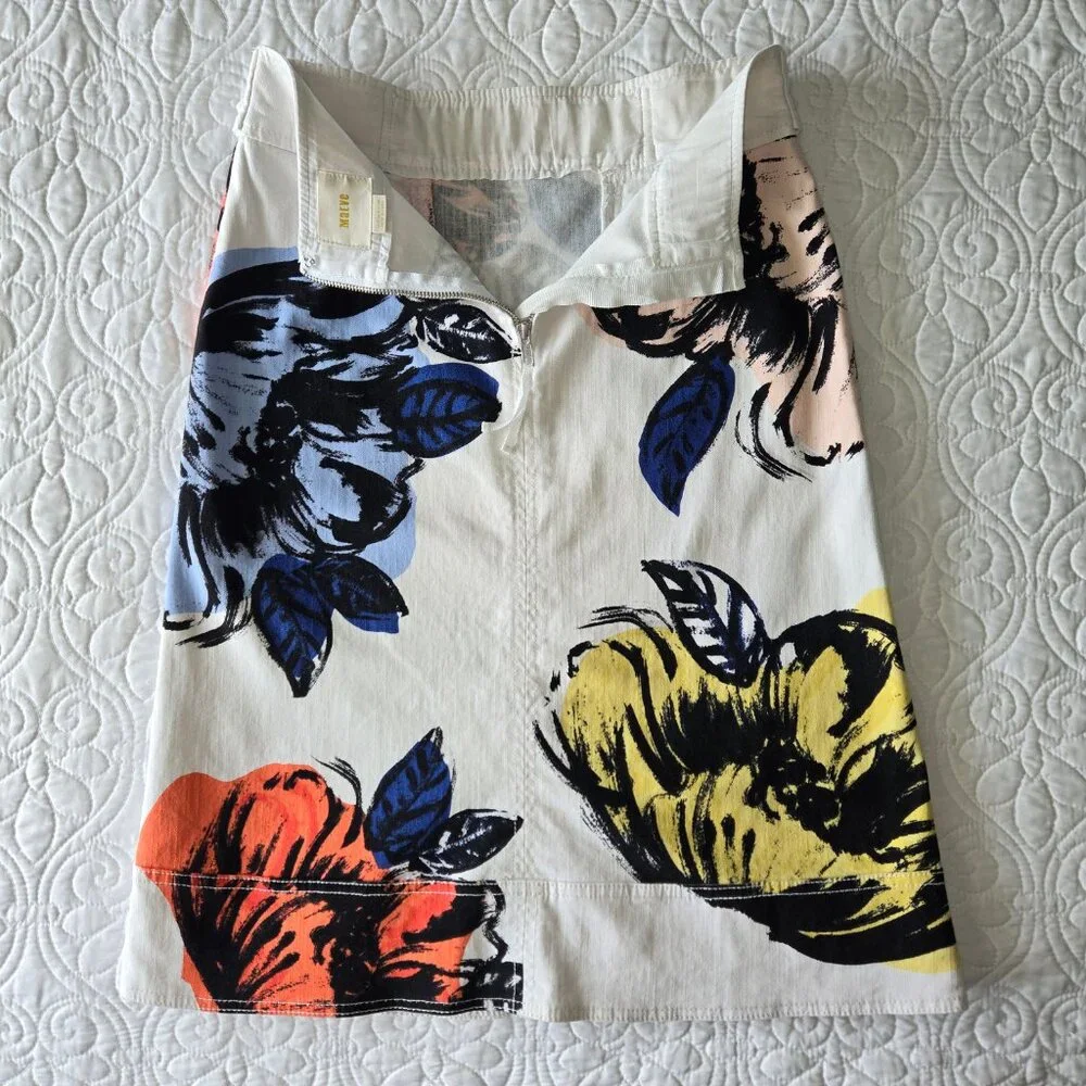 Anthropologie Maeve Cotton Denim Floral pencil skirt in a Misses size 0 - Picture 5 of 16